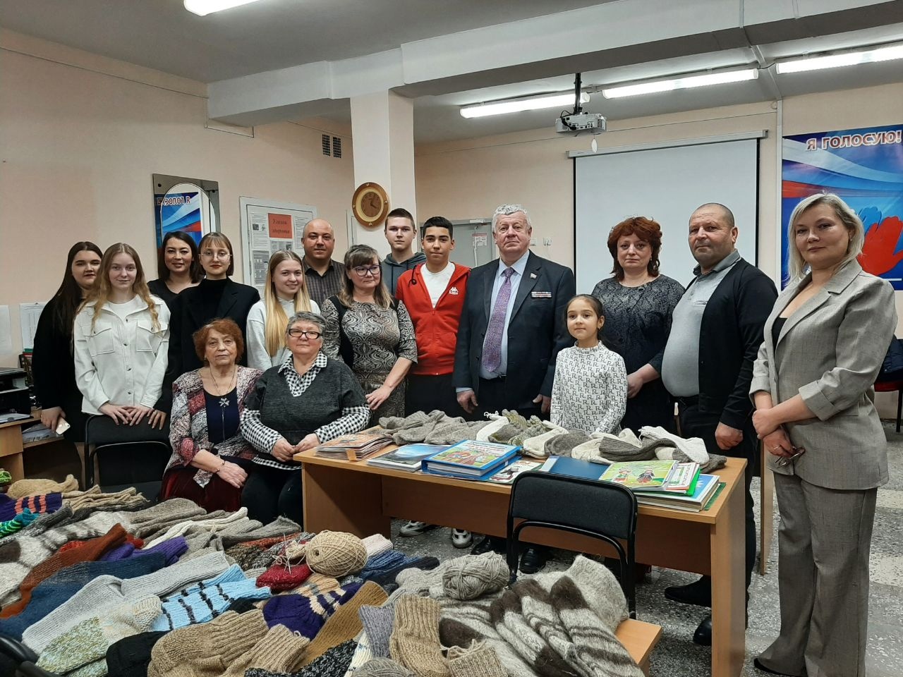 Акция Подари тепло солдату