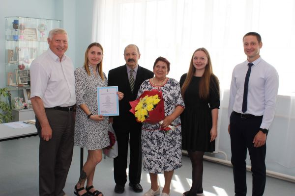 В Каменске-Уральском прошла VII церемония чествования свадебных юбиляров